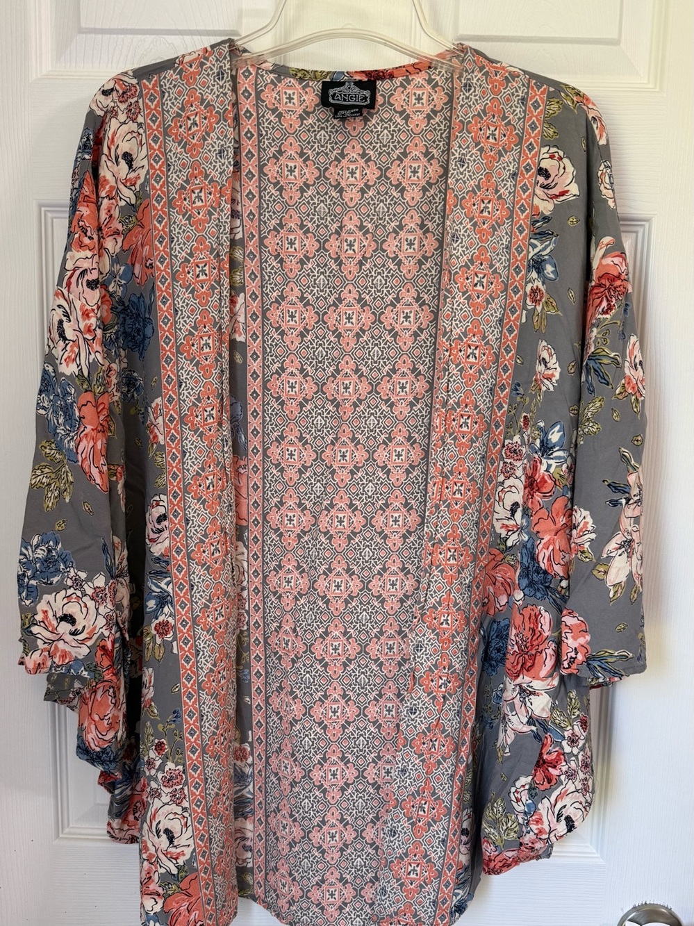 Women's Angie Gray & Pink Floral Kimono Duster Cover Up Boho Size Large